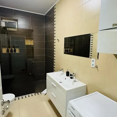 Apartamento Atelier 81 With Parking Saraievo